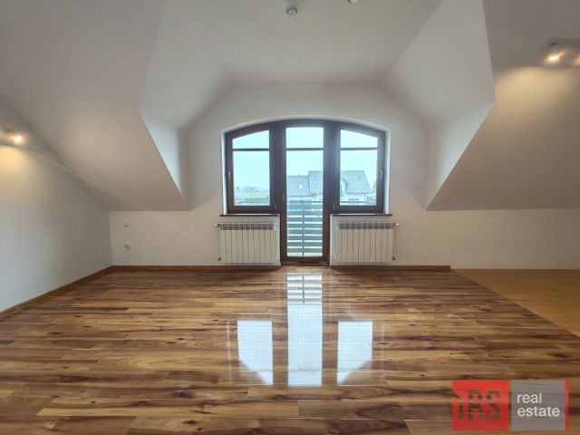 dom wolnostojący, 5 pokoi Budy Słodkowskie. Zdjęcie 13