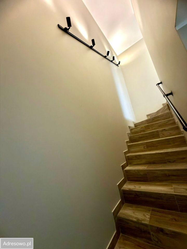 dom szeregowy, 4 pokoje Dąbrowa. Zdjęcie 7