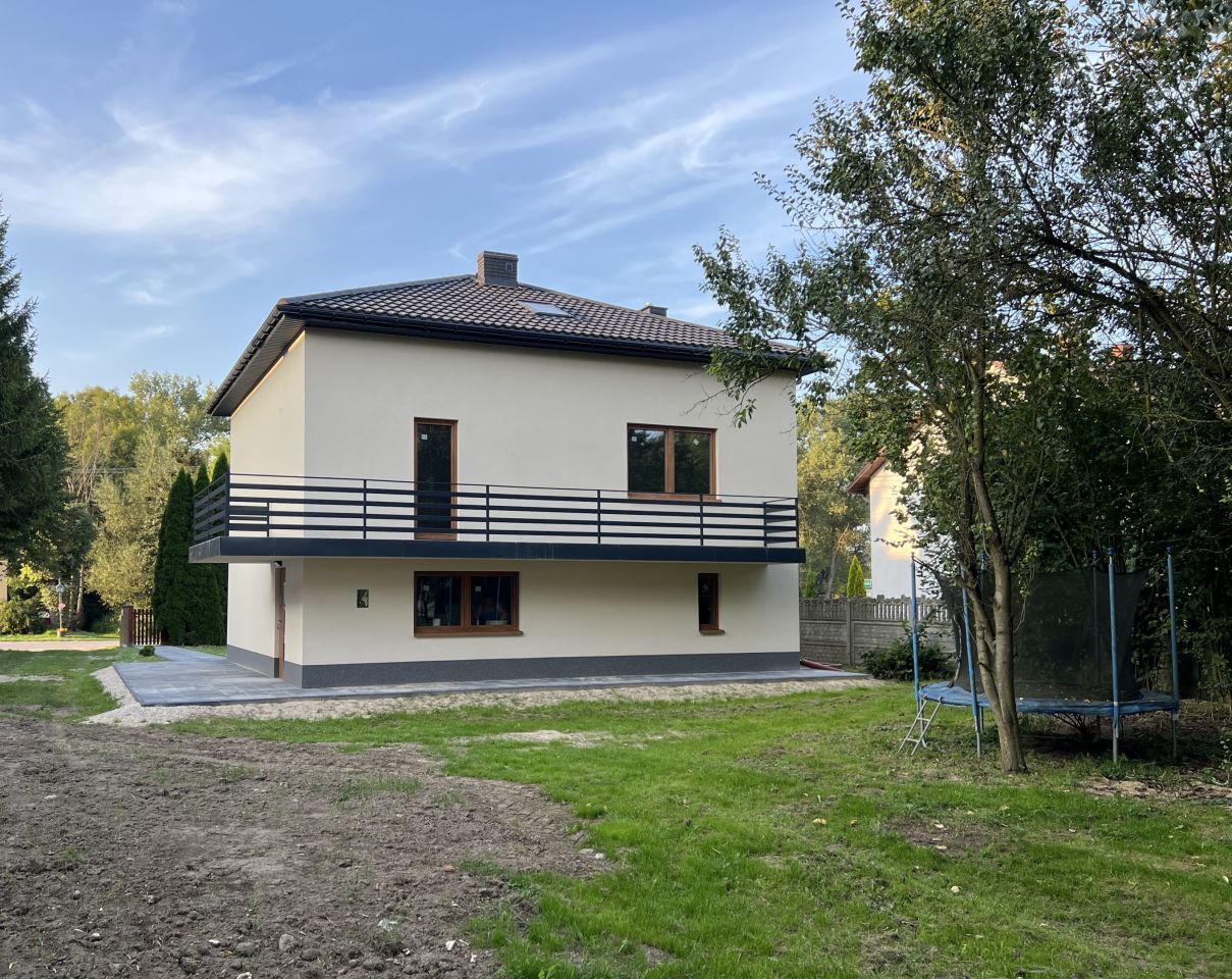 dom wolnostojący, 5 pokoi Ilkowice. Zdjęcie 2