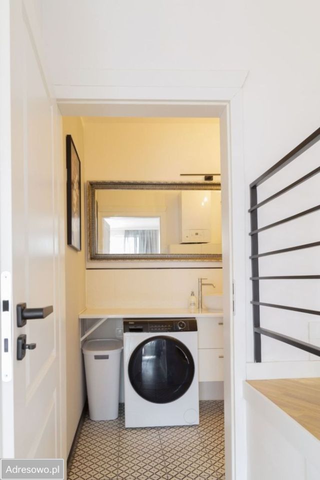 Mieszkanie 4-pokojowe Mędłów. Zdjęcie 12