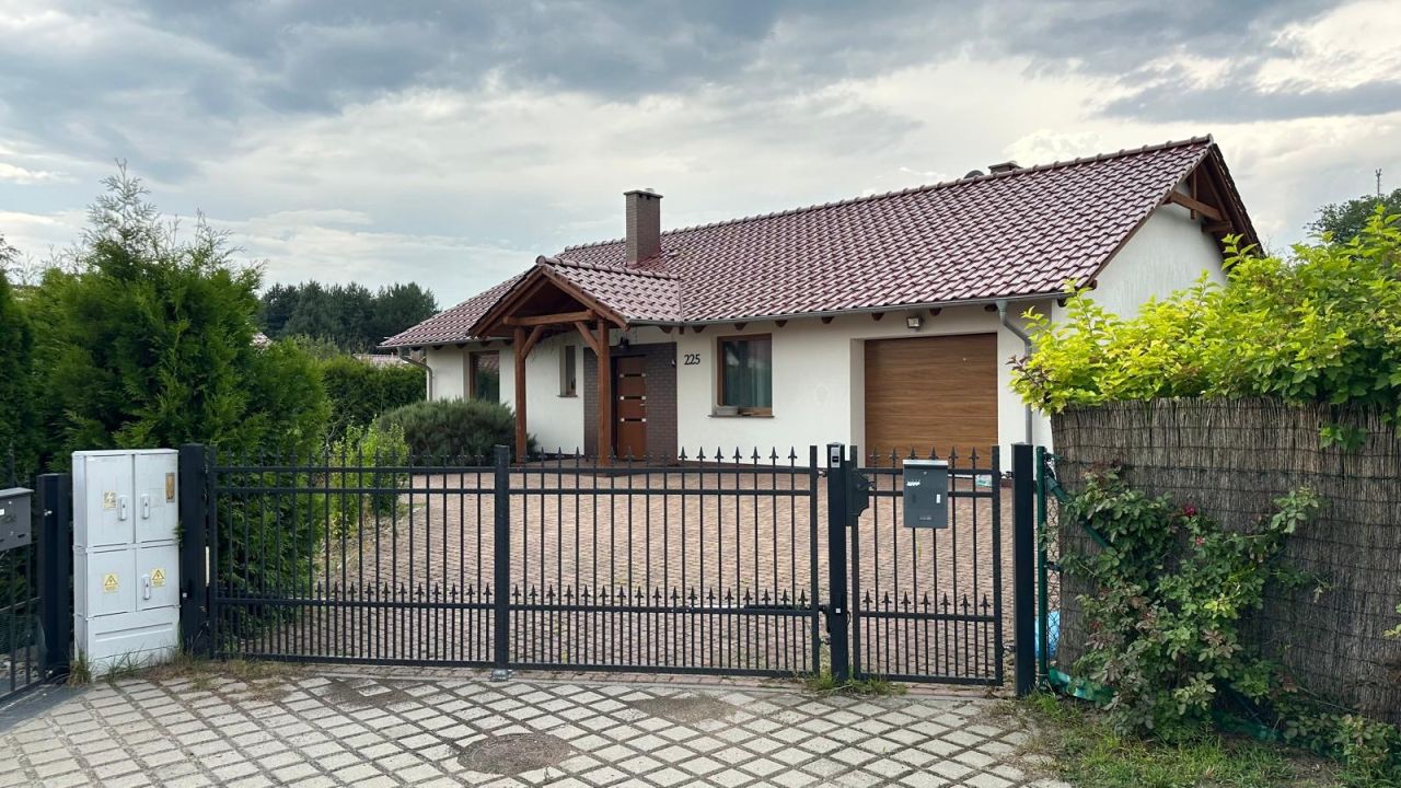 dom wolnostojący, 4 pokoje Zielona Góra Sucha, ul. Sucha. Zdjęcie 1