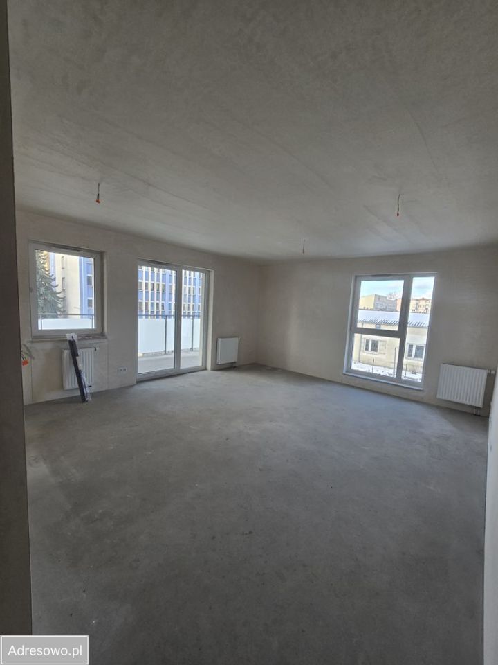 Mieszkanie 3-pokojowe Radom Śródmieście, ul. Dzierzkowska