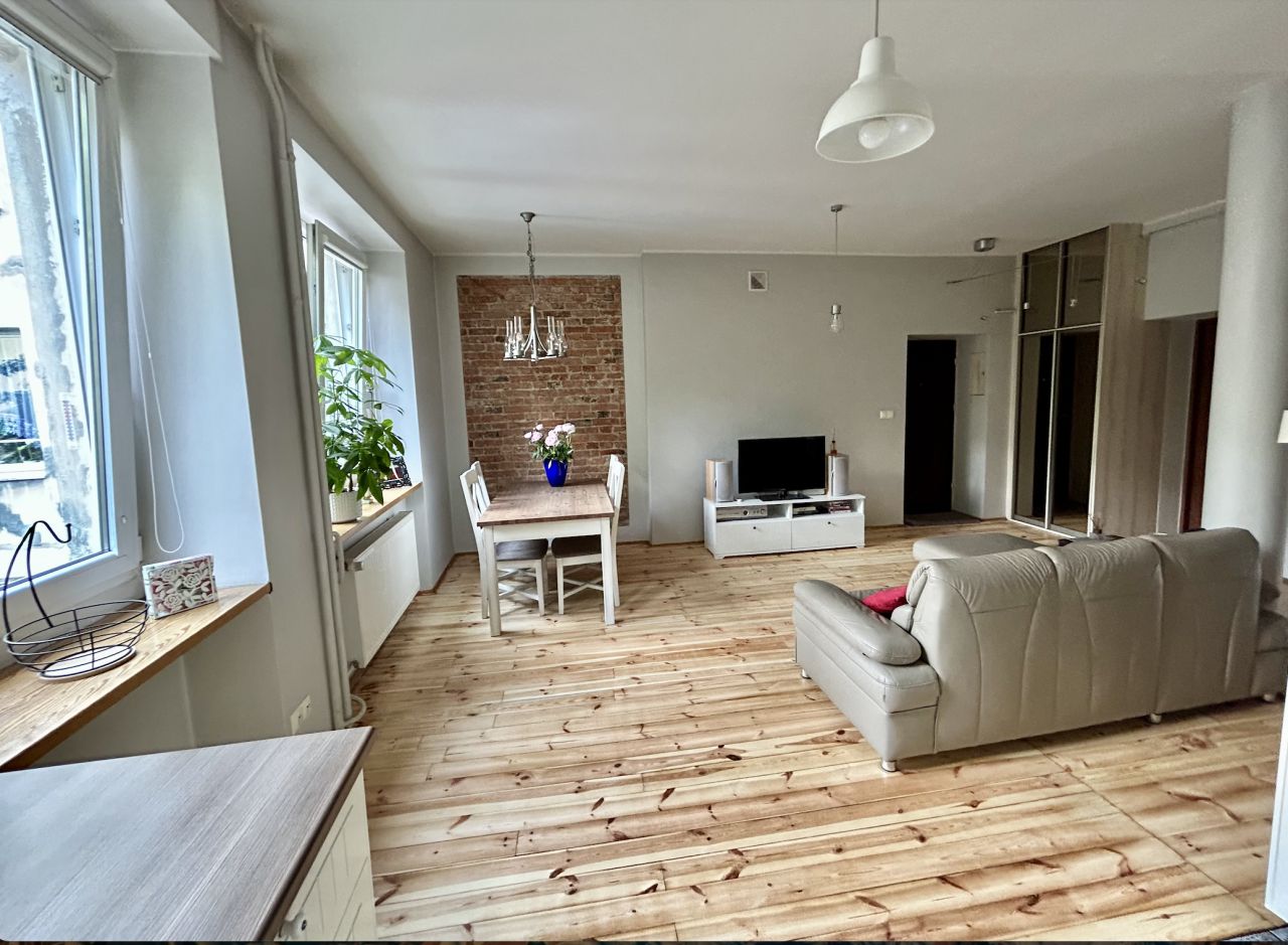 Mieszkanie 3-pokojowe Warszawa Powiśle, ul. Tamka. Zdjęcie 2