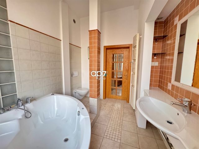 Mieszkanie 4-pokojowe Katowice Śródmieście, ul. Wita Stwosza. Zdjęcie 17