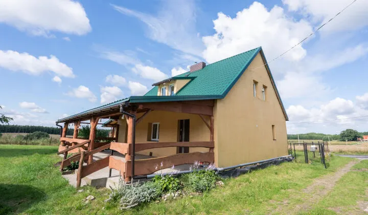 dom wolnostojący, 6 pokoi Bornice