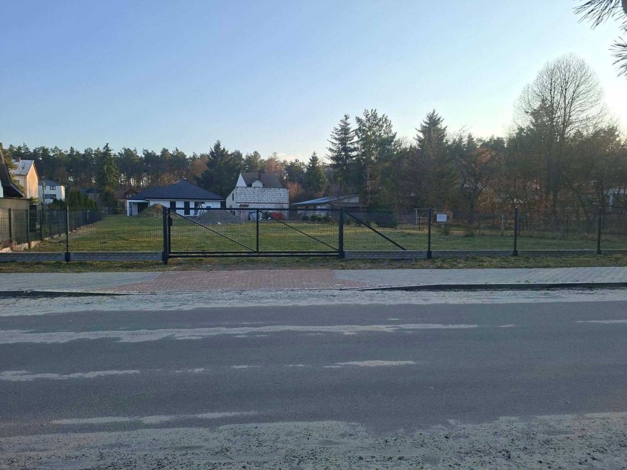 Działka budowlana Rogóźno, ul. św. Faustyny. Zdjęcie 2