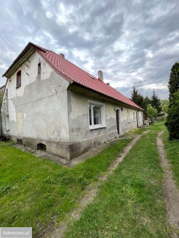 dom wolnostojący, 4 pokoje Uraz. Zdjęcie 1