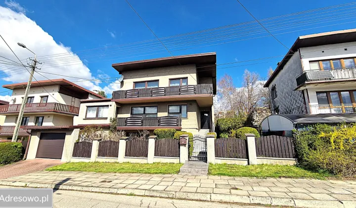 dom wolnostojący, 7 pokoi Bielsko-Biała Leszczyny, ul. Szczęśliwa