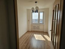 Mieszkanie 3-pokojowe Knurów. Zdjęcie 3