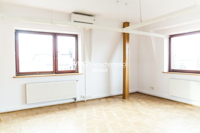 dom wolnostojący, 19 pokoi Warszawa Wawer. Zdjęcie 35