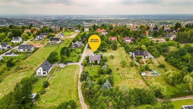 dom wolnostojący, 4 pokoje Rożnowa. Zdjęcie 34