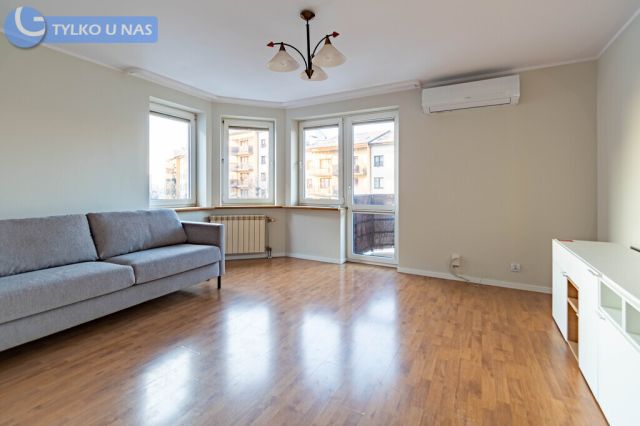 Mieszkanie 3-pokojowe Kraków Olsza, ul. Fiołkowa. Zdjęcie 2