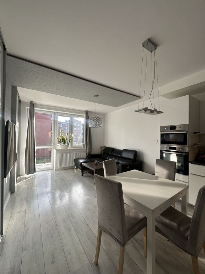 Mieszkanie 2-pokojowe Chorzów, ul. Pokoju. Zdjęcie 1