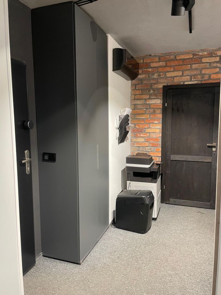 Mieszkanie 3-pokojowe Wrocław Stare Miasto, ul. gen. Władysława Sikorskiego. Zdjęcie 8