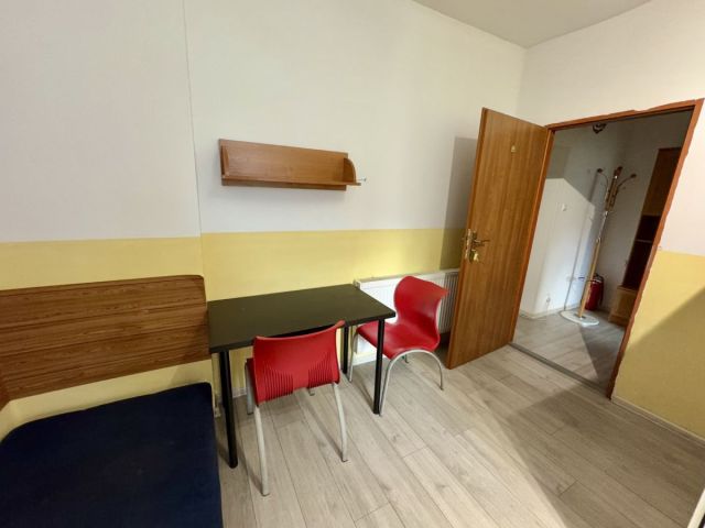 dom szeregowy, 10 pokoi Jelenia Góra Czarne. Zdjęcie 11