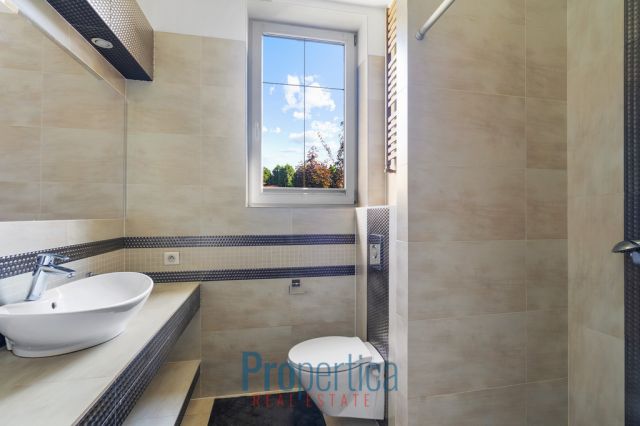 dom wolnostojący, 6 pokoi Stara Wieś, ul. Grodziska. Zdjęcie 12