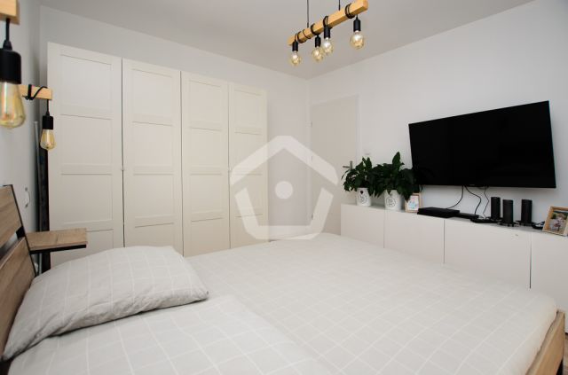 dom wolnostojący, 4 pokoje Strażów. Zdjęcie 6