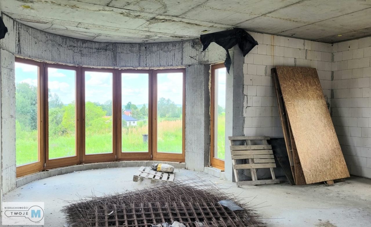 dom wolnostojący, 7 pokoi Morawica. Zdjęcie 9