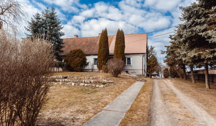 bliźniak, 4 pokoje Dąbrówka, Dąbrówka