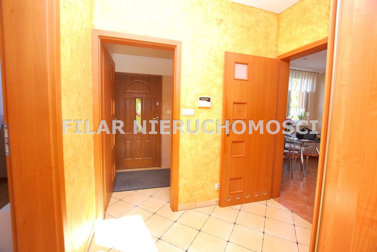 dom wolnostojący, 5 pokoi Osiek. Zdjęcie 31