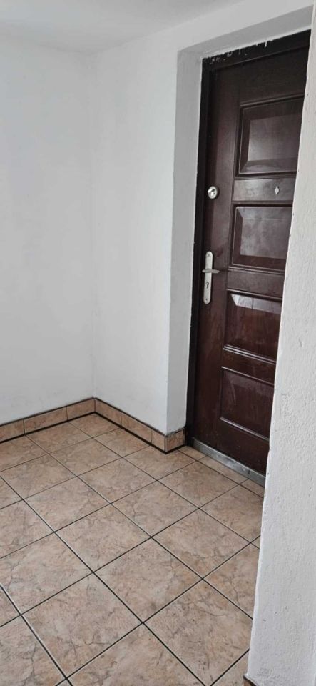 dom wolnostojący, 2 pokoje Ruszki. Zdjęcie 3