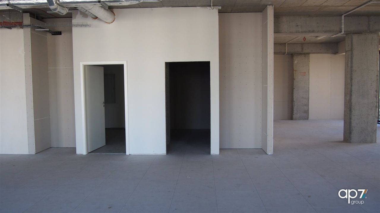 Biuro Kraków Prądnik Czerwony, ul. Pilotów. Zdjęcie 4