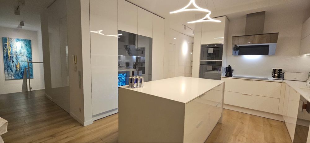 Mieszkanie 4-pokojowe Bielsko-Biała. Zdjęcie 7