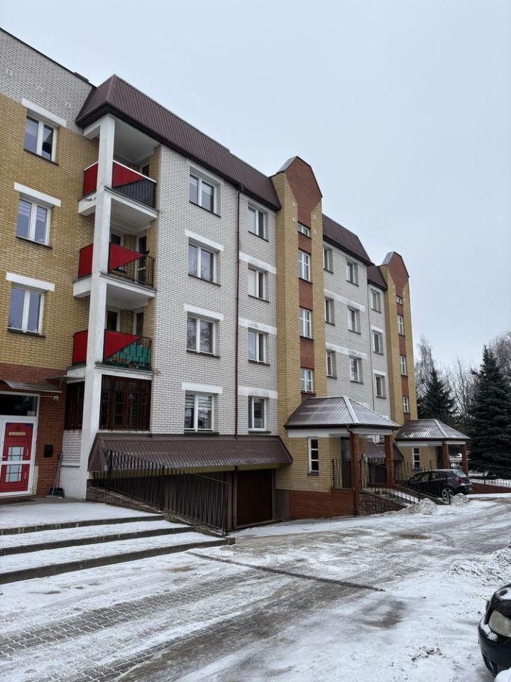 Mieszkanie 3-pokojowe Łomża. Zdjęcie 1