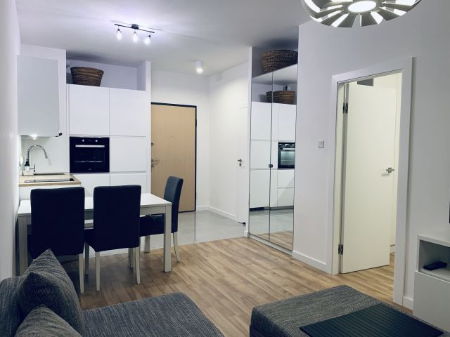 Mieszkanie 2-pokojowe Warszawa Wilanów, ul. Zdrowa. Zdjęcie 1