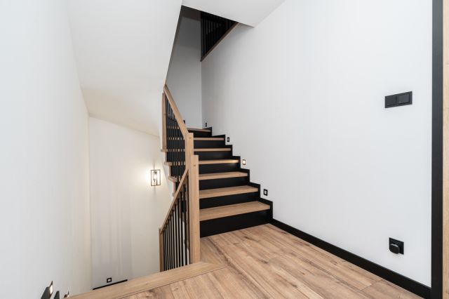 Mieszkanie 6-pokojowe Marki, ul. Akacjowa. Zdjęcie 10