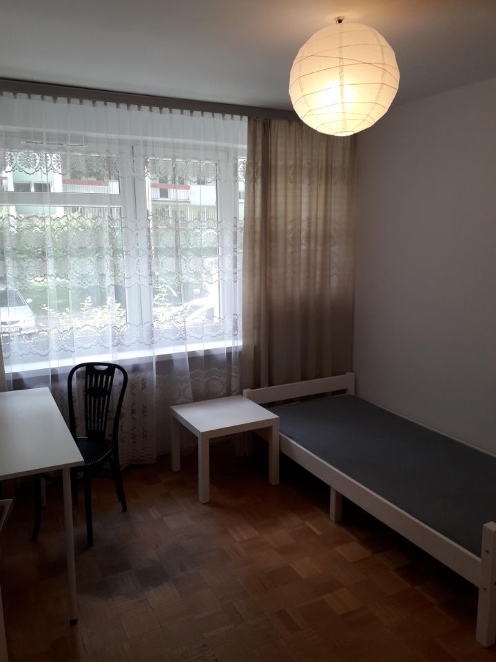 Mieszkanie 3-pokojowe Kraków Mistrzejowice, Osiedle Tysiąclecia. Zdjęcie 2