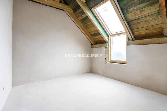 dom wolnostojący, 5 pokoi Zawada. Zdjęcie 25