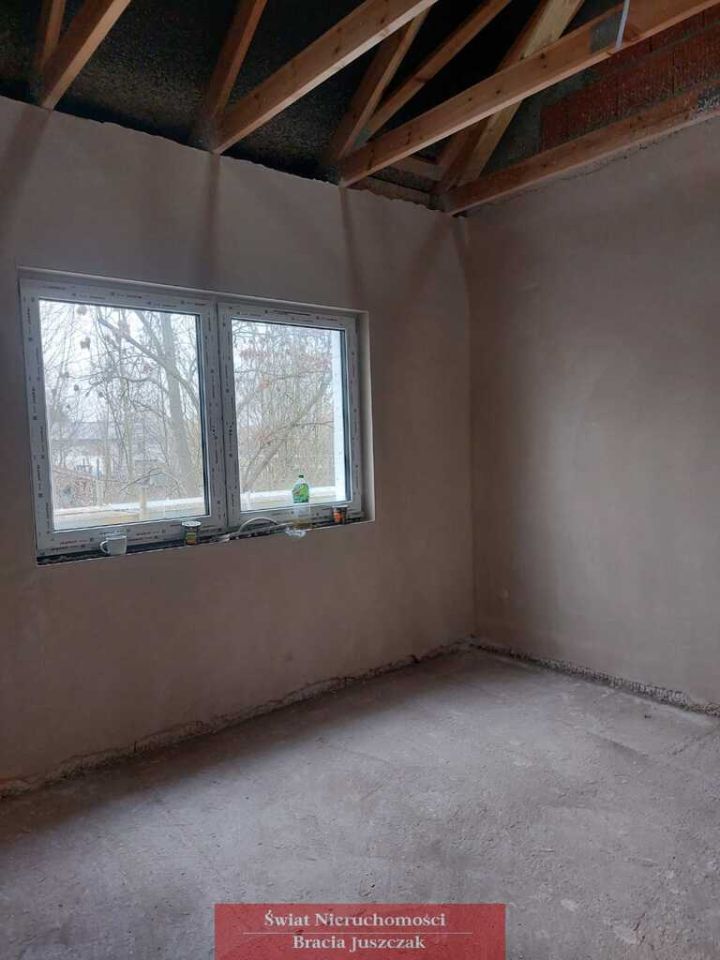 bliźniak, 5 pokoi Iwiny. Zdjęcie 3