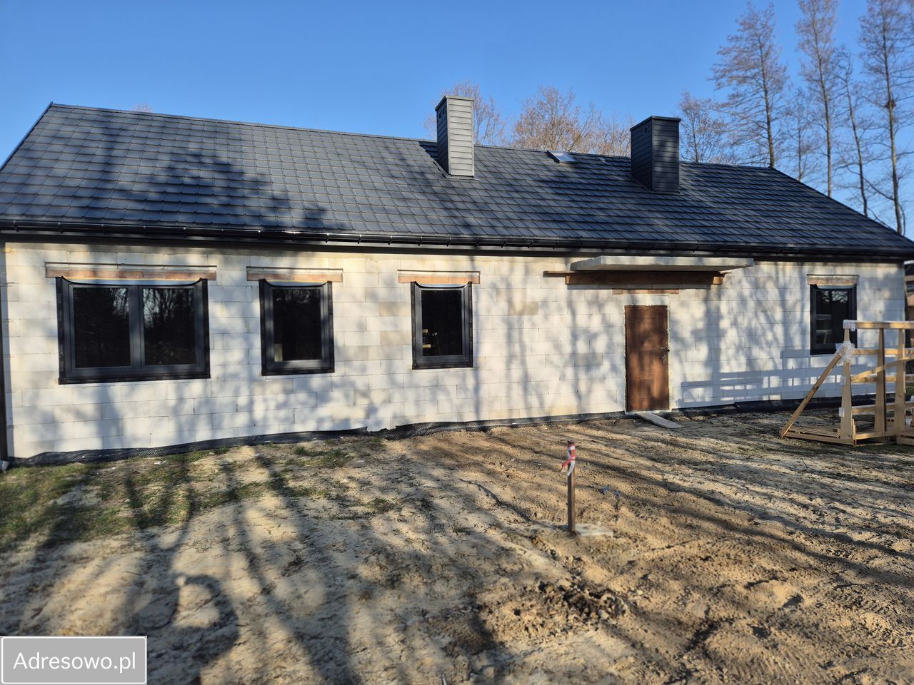 dom wolnostojący, 4 pokoje Ostrów. Zdjęcie 1