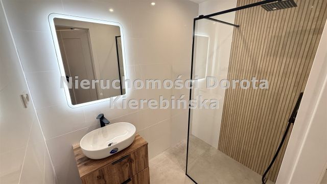 Mieszkanie 3-pokojowe Tomaszów Mazowiecki, ul. dr. Seweryna Sterlinga. Zdjęcie 2