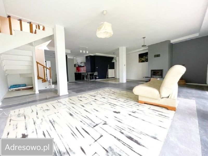 dom szeregowy, 4 pokoje Bielsko-Biała Hałcnów, ul. Rodzinna. Zdjęcie 5