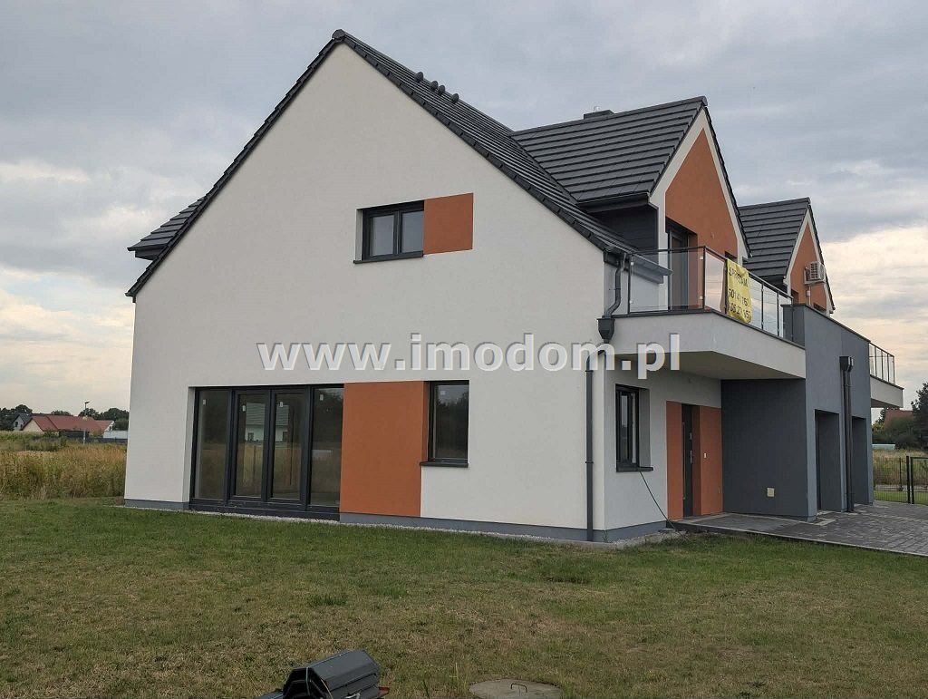bliźniak, 5 pokoi Ratowice. Zdjęcie 1
