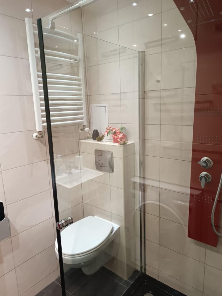 Mieszkanie 3-pokojowe Rosnowo. Zdjęcie 3