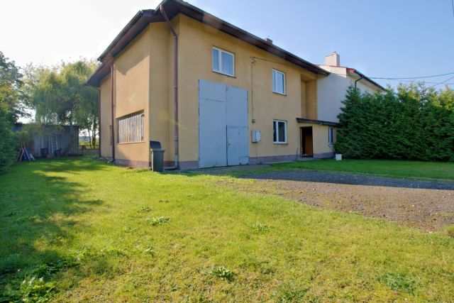 bliźniak, 4 pokoje Łódź Górna, ul. Wrzecionowa. Zdjęcie 2