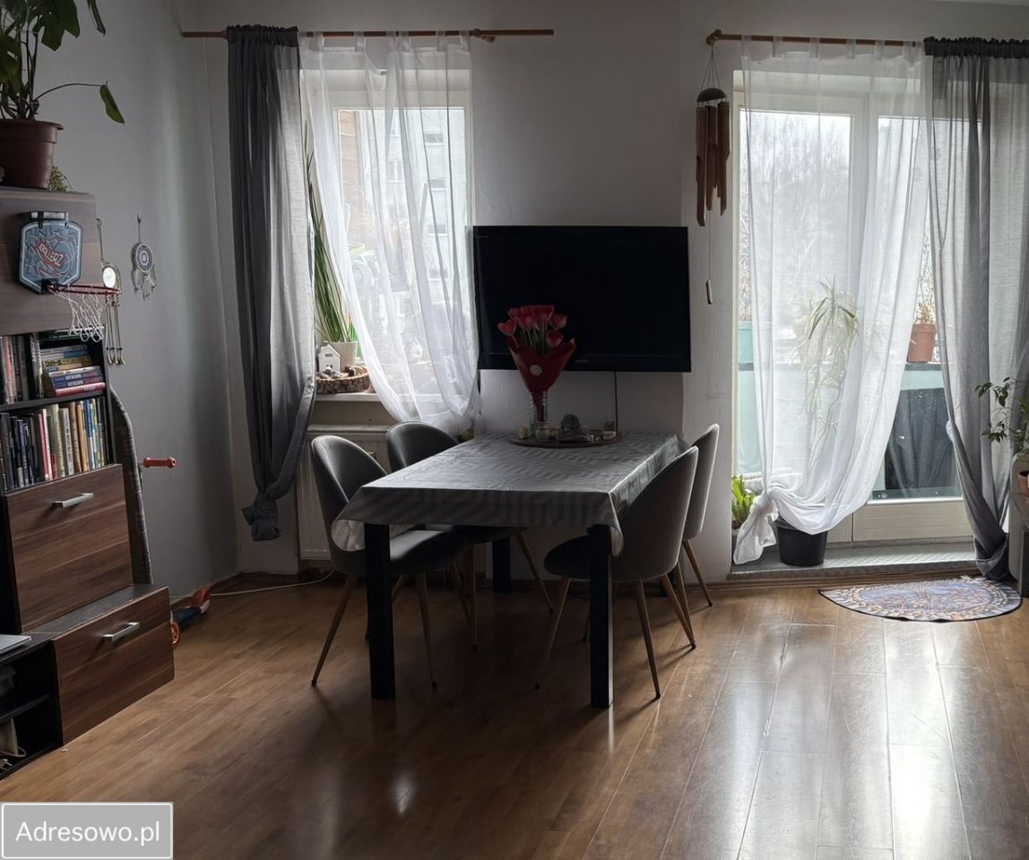 Mieszkanie 2-pokojowe Piaseczno, ul. gen. Sikorskiego. Zdjęcie 1