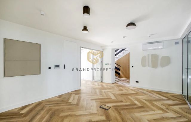 dom szeregowy, 10 pokoi Warszawa Praga-Południe. Zdjęcie 5