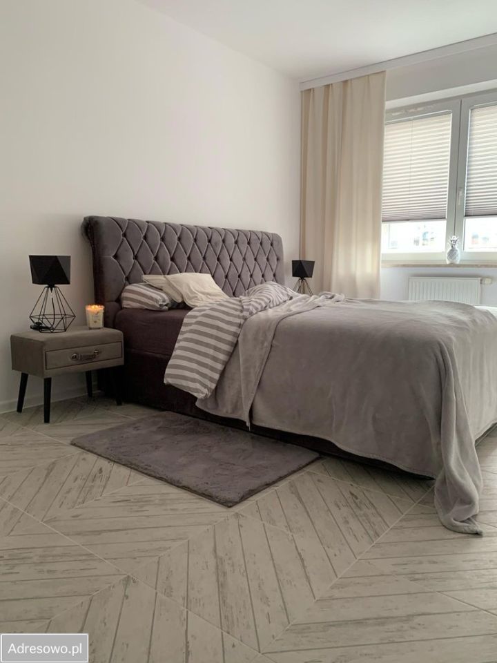 Mieszkanie 2-pokojowe Gdynia Śródmieście, ul. św. Wojciecha. Zdjęcie 2