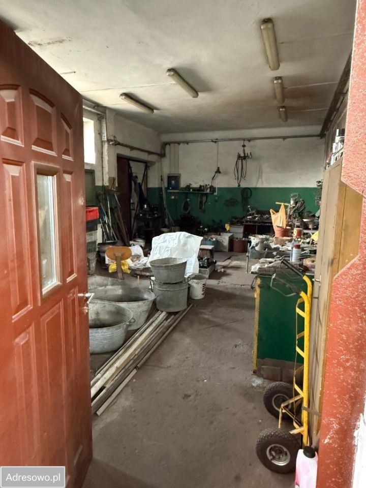 Hala/magazyn Popów. Zdjęcie 5