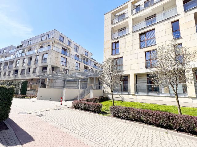 Mieszkanie 4-pokojowe Warszawa Wilanów, ul. Sarmacka. Zdjęcie 1