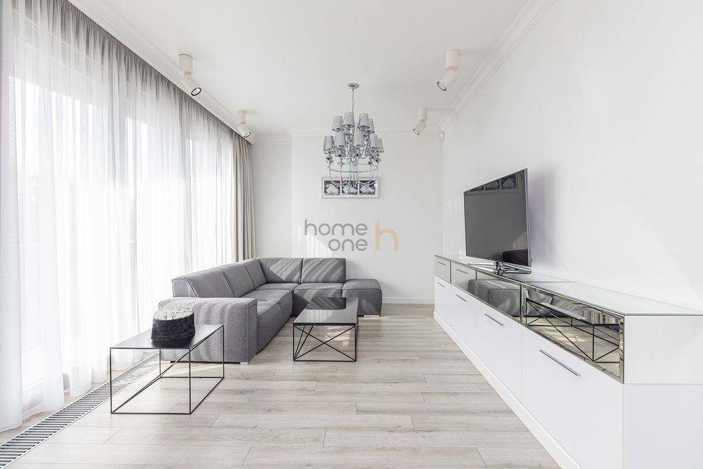 Mieszkanie 4-pokojowe Warszawa Śródmieście. Zdjęcie 3