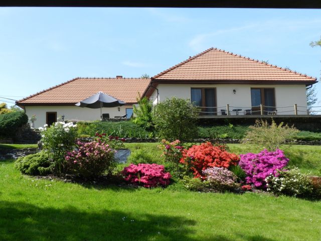 dom wolnostojący, 4 pokoje Libertów, ul. Zgodna. Zdjęcie 1