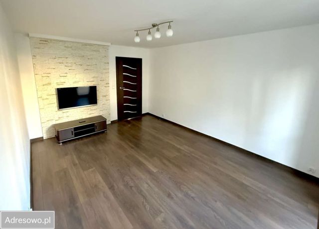 Mieszkanie 2-pokojowe Kraków Bieńczyce, os. Albertyńskie. Zdjęcie 1