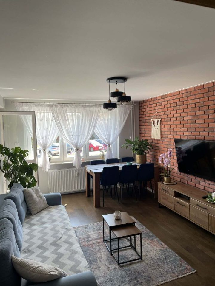 Mieszkanie 3-pokojowe Jarocin. Zdjęcie 6