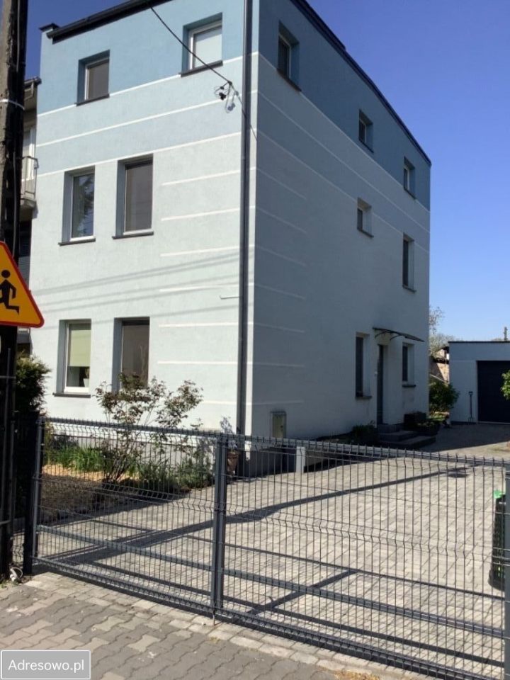 bliźniak, 5 pokoi Poznań Dębiec, ul. Modrzewiowa. Zdjęcie 1