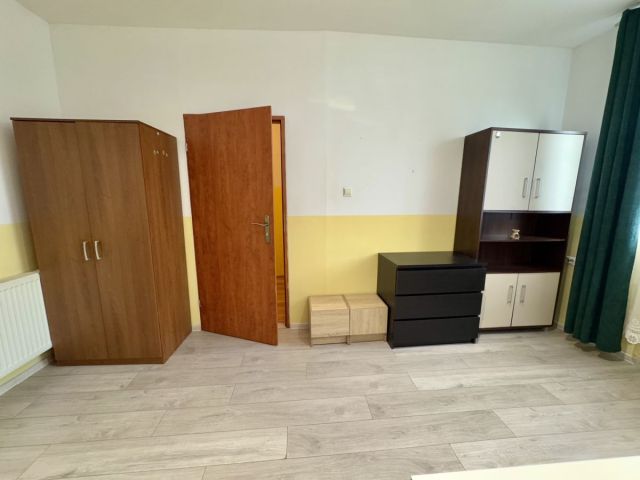 dom szeregowy, 10 pokoi Jelenia Góra Czarne. Zdjęcie 10